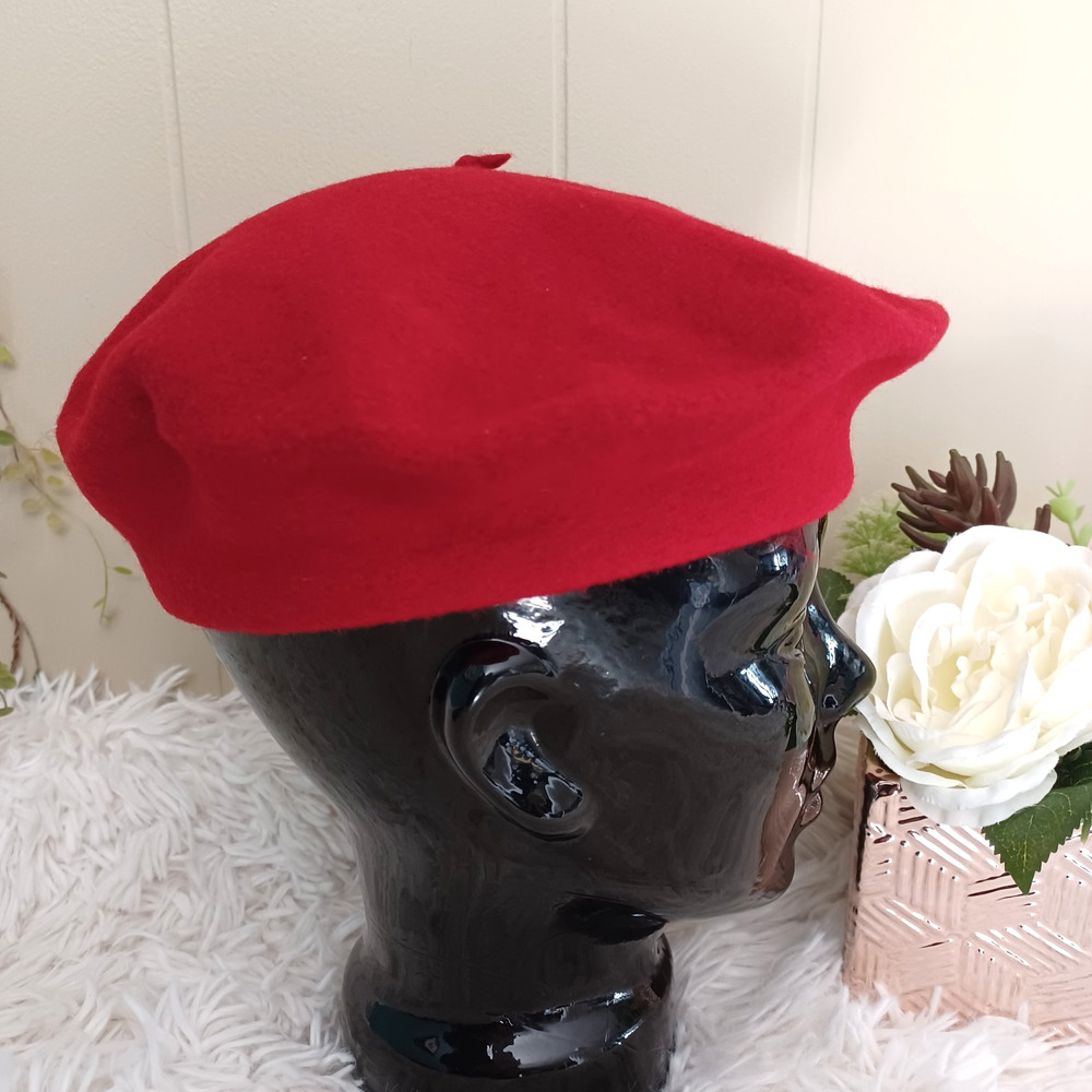 Vintage Betmar New York Beret 100% Wool Burgundy Women’s